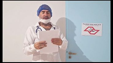 Image Esposa infiel Traindo Marido Com Ginecologista No Exame E Corno Na Sala De Espera!