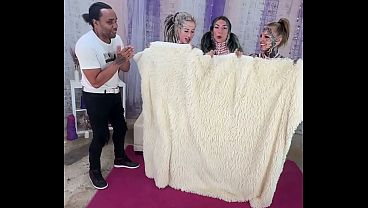 Image Behind the Ink: Tattooed Girls BTS Moments