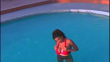 Image SUPER SEXY MILF OUTDOORS FUCK