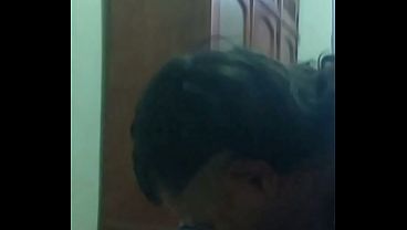 Image O novinho do sacolao veio aqui em casa escondido receber uma mamada