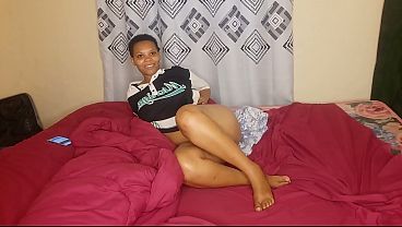 Image Brown African milf try squirting