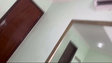 Image CASADA DANDO O CUZINHO PRO AMIGO DO CORNO