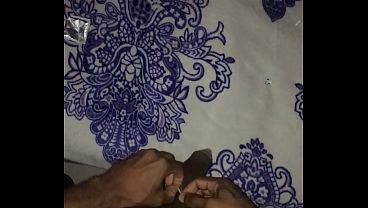 Image Qued&oacute_ lleno de leche el preservativo,