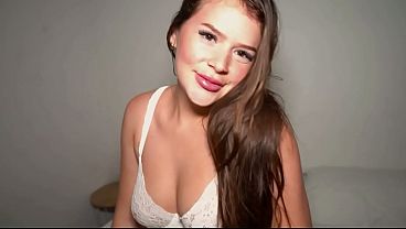 Image me follo al hermano de mi mejor amiga en su propio cuarto, me lleno la boca de leche