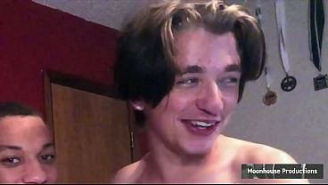 Image My Straight Roomate Sucks Dick for The First Time