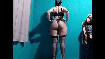 Image Gay Rabudo de lingerie sexy &eacute_ melhor que mulher