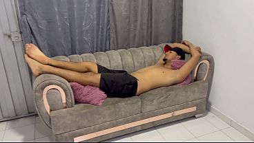 Image Mi hermanastra me da su rico y estrecho co&ntilde_o a cambio de dejarla salir con su novio.