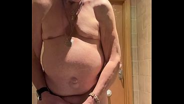 Image I love being naked