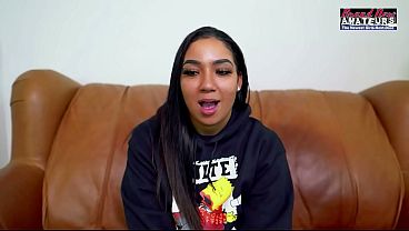 Image Juicy Vanya Fucks Herself With A Dildo And Craves For A Cock To Suck!