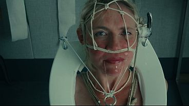 Image The most beautiful toilet pet in the world