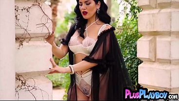 Image Hot big tits MILF and babes posed naked and sexy girls exposed amazing body