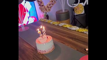 Image T&uuml_rk kızını doğum g&uuml_n&uuml_nde siktim.