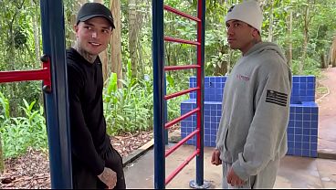 Image Fodendo gostoso com o personal no parque