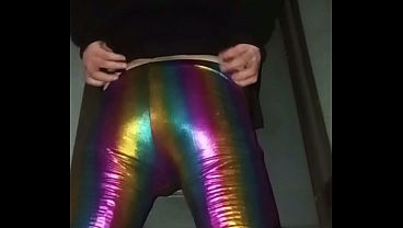 Image Con mis juguetes en un policlean