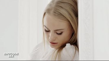 Image Pretty Girls Sabrisse & Nancy A Take Turns Fingering Their Pussies