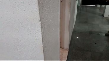 Image CORNO ESCULTOU A ESPOSA NOVIINHA HOTWIFE GEMENDO NA ROLA DO PROFESSOR