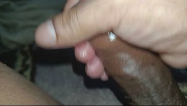 Image Quando eu acordo louco pra gozar e minha namorada vagabunda n&atilde_o est&aacute_ aqui