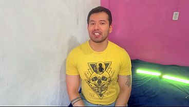 Image Chacal dotado prela con sus 19.5 cm de verga enorme al vendedor de autos de la agencia! Relato sexual