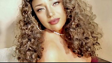 Image Pretty Amalia takes a bath and poses candidly for the camera.