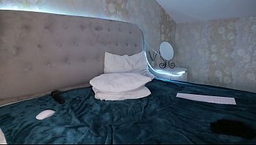 Image Stella Cardo masturbates with a big dildo