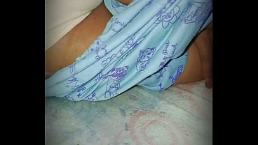 Image Viral Ibu Warteg dan Karyawan