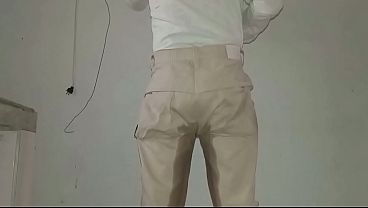 Image Pantal&oacute_n orinado con m&uacute_ltiples orgasmos