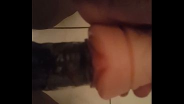 Image Jerking off S5 E6