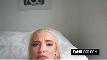 Image Blonde stepdaughter get to play with stepdad's boner - Lana Sharapova