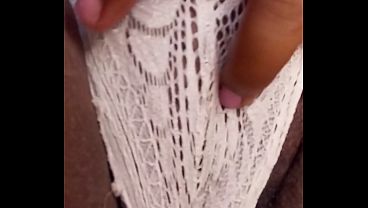 Image Crente safada esfregando a buceta grande solo