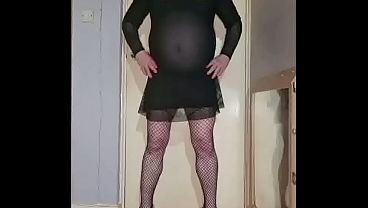 Image sissy crossdresser seeking to swallow pee from another mans dick