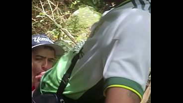 Image EL MARIDO DE MI VECINA ME FOLLA MIENTRAS FUMA