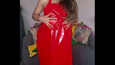 Image 92. Apron Queen Testing Aprons Mia Niqab