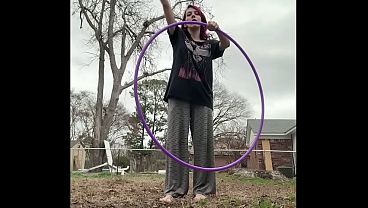 Image Beginner Hoop Tricks with a Hobby Hooper