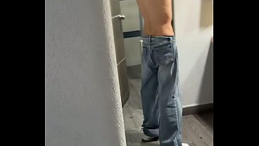 Image Chico Twink es usado por dos vecinos de la facultad