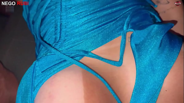 Image Dando em publico e corno com ci&uacute_mes da rola gigante - Paolla Hotwife