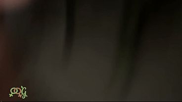 Image Ela n&atilde_o resistiu quando eu tirei o biqu&iacute_ni e veio me chupar todinha