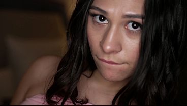 Image Exotic Chick Roxy Muray Shows to Us Awesome Anal Sex and Open Wide Anal Gape P7012