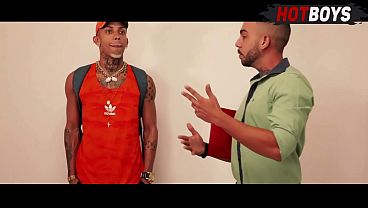 Image Fodendo o cu do corretor de im&oacute_veis