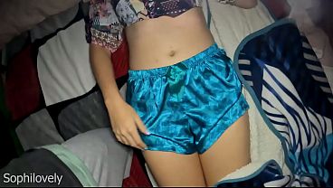 Image FOLLAMOS AL ESCONDIDO, su esposo sali&oacute_ de viaje y la infiel me llama para que la folle. Porno casero