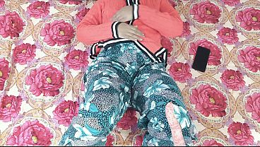 Image Indian Desi girlfriend pusssy fuck with carrot sex girl