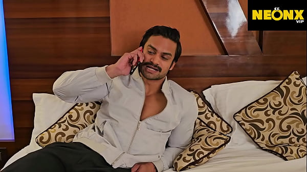 Image INDIAN desi porn star ashi calling her boyfriend to fucked with huge cock