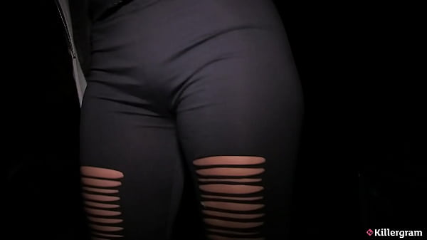 Image KILLERGRAM - Alexa Vice Kneels For Strangers On Her Thrilling Outdoor Dogging Tour Of Desire