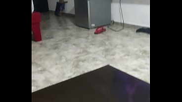 Image Latina bailando desnuda en motel