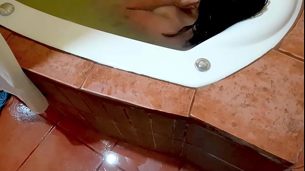 Image mi jefe me pidio que lo acompa&ntilde_e a un viaje de trabajo y no le avise a mi marido