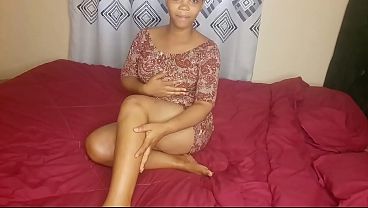 Image Milf with Pink pussy