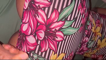 Image &quot_Cuidado para n&atilde_o gozar dentro!&quot_ - Minha meia-irm&atilde_ quer me ensinar a transar