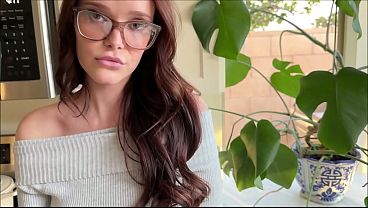 Image Redhead Step Daughter vs Perv Step Dad - Chloe Foxxe - Family Therapy - Alex Adams