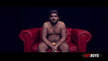 Image Safado dando pra dois mega dotados!