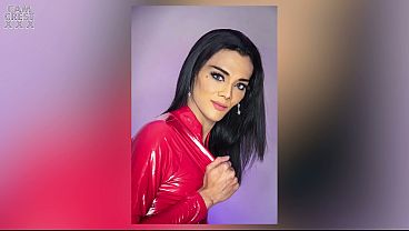 Image Slideshow of TS Aris in her Sexy Latex Bodysuit