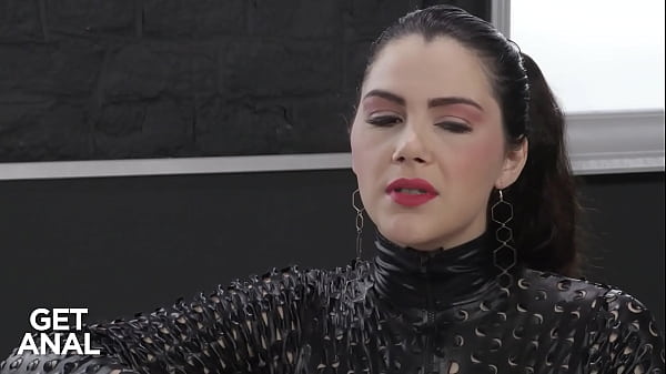 Image Thick MILF Valentina Nappi Gets Her Ass Has Insatiable Appetite For Anal